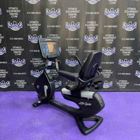 Life Fitness Discover SE Captains Chair Recumbent Bike For Sale | Fitness Equipments Empire Life Fitness Discover SE Captains Chair Recumbent Bike For Sale | Fitness Equipments Empire