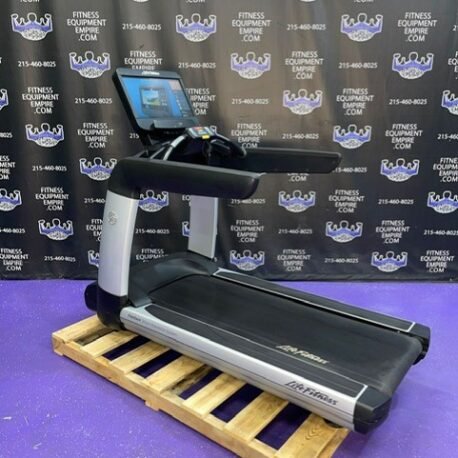 Life Fitness Integrity Series Treadmills w/Discover SE3HD Consoles – NEWEST MODEL For Sale | Fitness Equipments Empire Life Fitness Integrity Series Treadmills w/Discover SE3HD Consoles – NEWEST MODEL For Sale | Fitness Equipments Empire