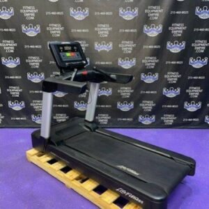 Life Fitness Integrity w/C Console – Like New For Sale | Fitness Equipments Empire